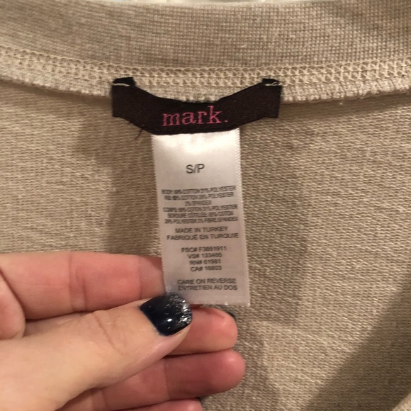 V neck sweater with zippe🥑🥑🥑 - Picture 3 of 6